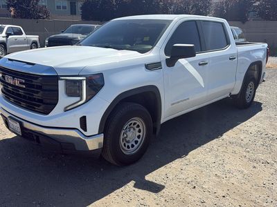 2023 GMC Sierra 1500 — interior view