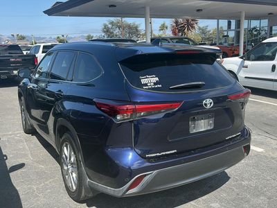 2021 Toyota Highlander — detail view