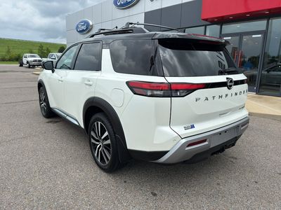 2024 Nissan Pathfinder — interior view