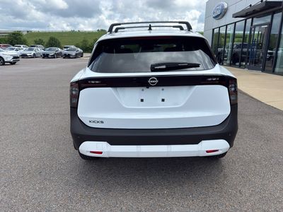 2026 Nissan Kicks — detail view