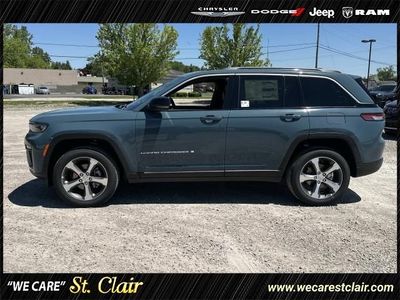 2026 Jeep Grand Cherokee — side profile view