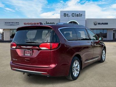 2019 Chrysler Pacifica — rear three-quarter view