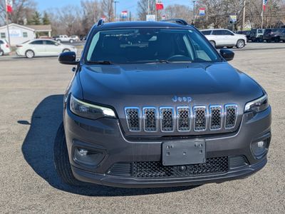 2022 Jeep Cherokee — side profile view