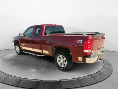 2013 GMC Sierra 1500 — rear three-quarter view