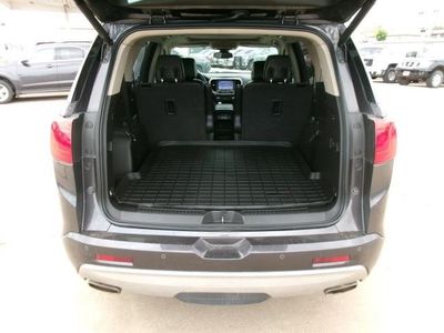 2017 GMC Acadia — detail view