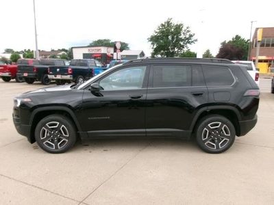 2026 Jeep Cherokee — side profile view