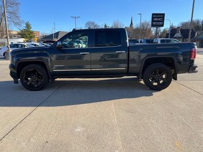 2017 GMC Sierra 1500 — detail view