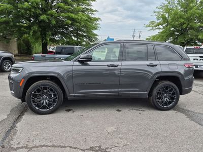 2026 Jeep Grand Cherokee — detail view