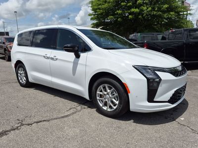 2027 Chrysler Pacifica — side profile view