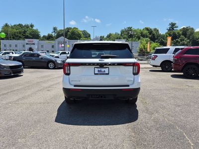 2025 Ford Explorer — detail view