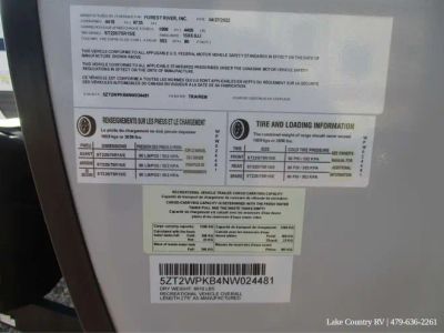 2021 Coleman Light LX - Photo 8