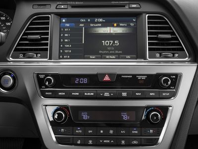 2017 Hyundai Sonata — photo 10 view