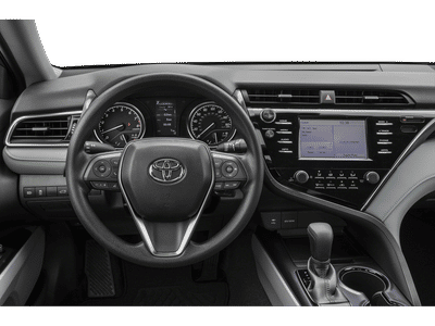 2020 Toyota Camry - Photo 18