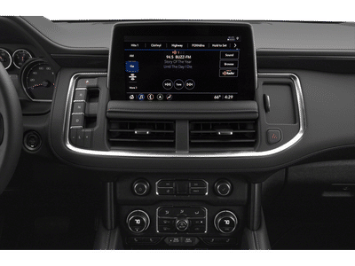 2022 Chevrolet Suburban - Photo 17