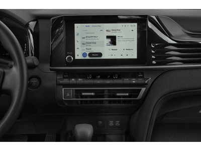 2026 Toyota Camry - Photo 28