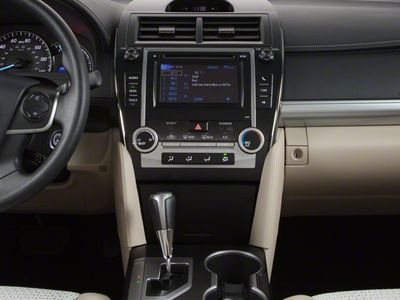 2012 Toyota Camry - Photo 18