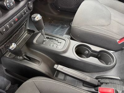 2016 Jeep Wrangler - Photo 24