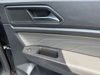 2023 Volkswagen Atlas - Photo 42