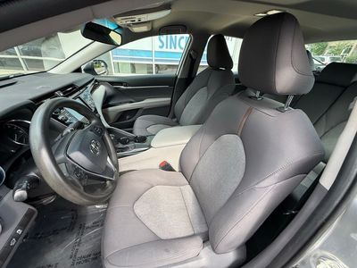 2020 Toyota Camry - Photo 7
