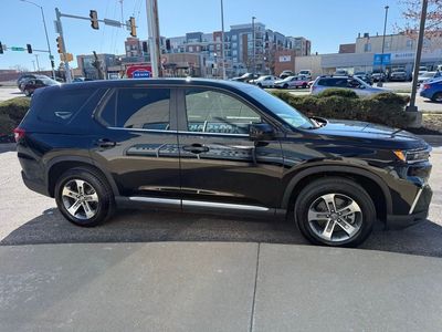 2025 Honda Pilot - Photo 4