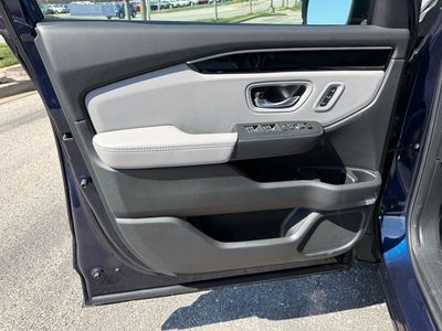 2025 Honda Pilot - Photo 18