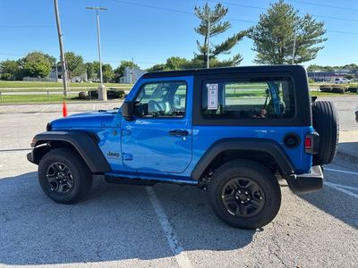 2026 Jeep Wrangler - Photo 16
