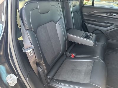 2025 Jeep Grand Cherokee - Photo 42