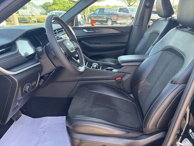 2025 Jeep Grand Cherokee - Photo 54