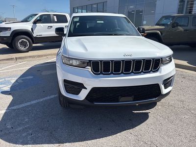 2026 Jeep Grand Cherokee - Photo 9