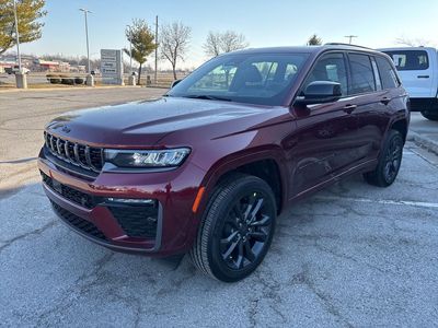 2026 Jeep Grand Cherokee - Photo 12