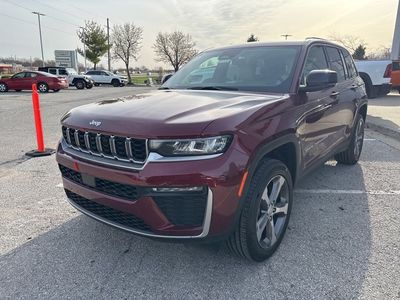 2026 Jeep Grand Cherokee - Photo 12