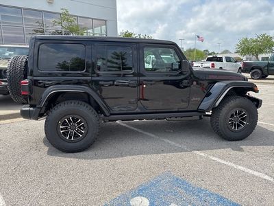 2026 Jeep Wrangler - Photo 31
