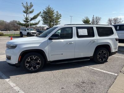 2023 Jeep Wagoneer - Photo 16