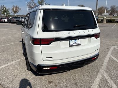 2023 Jeep Wagoneer - Photo 21