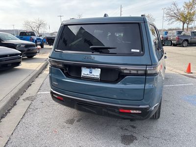2026 Jeep Grand Wagoneer - Photo 28