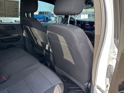 2025 Chevrolet Colorado - Photo 45
