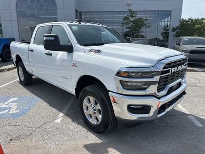 2025 RAM 2500 - Photo 2