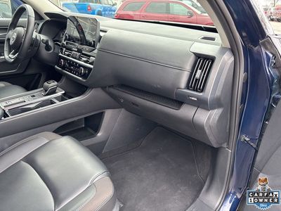 2025 Nissan Pathfinder - Photo 56