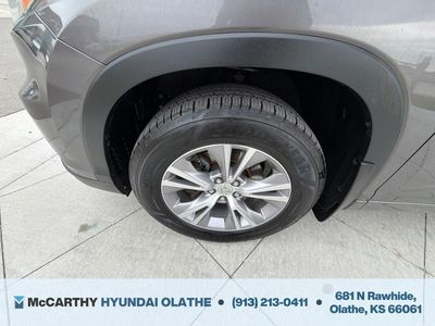 2015 Toyota Highlander - Photo 18