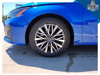 2025 Nissan Altima - Photo 12