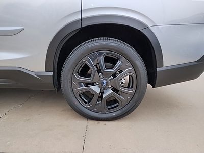 2025 Subaru Ascent - Photo 17