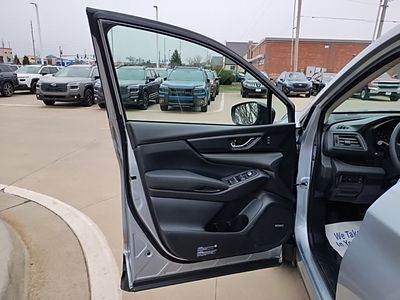 2025 Subaru Ascent - Photo 18