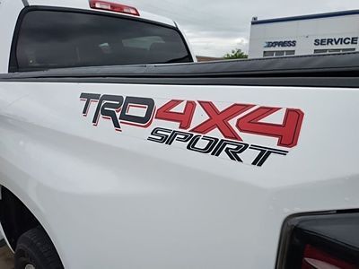 2019 Toyota Tundra - Photo 12