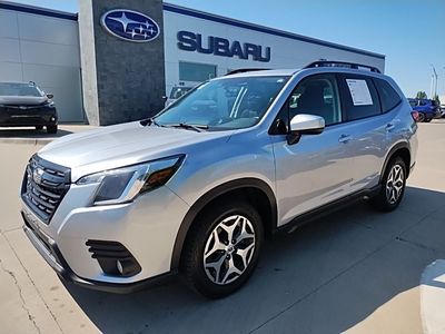 2022 Subaru Forester - Photo 2
