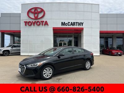 2017 Hyundai Elantra - Photo 1