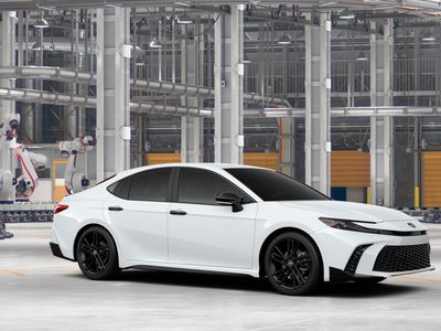 2026 Toyota Camry - Photo 14