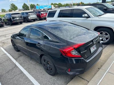 2017 Honda Civic Sedan - Photo 2