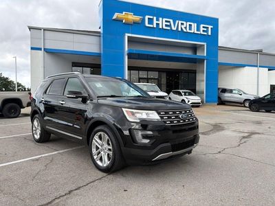 2017 Ford Explorer - Photo 1