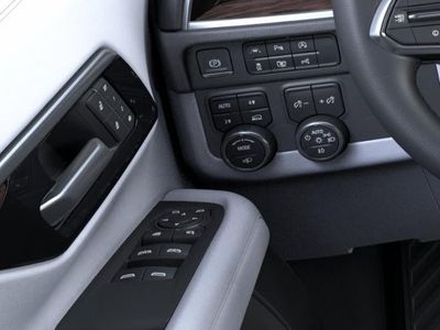 2025 Chevrolet Suburban - Photo 61