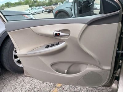 2010 Toyota Corolla - Photo 11